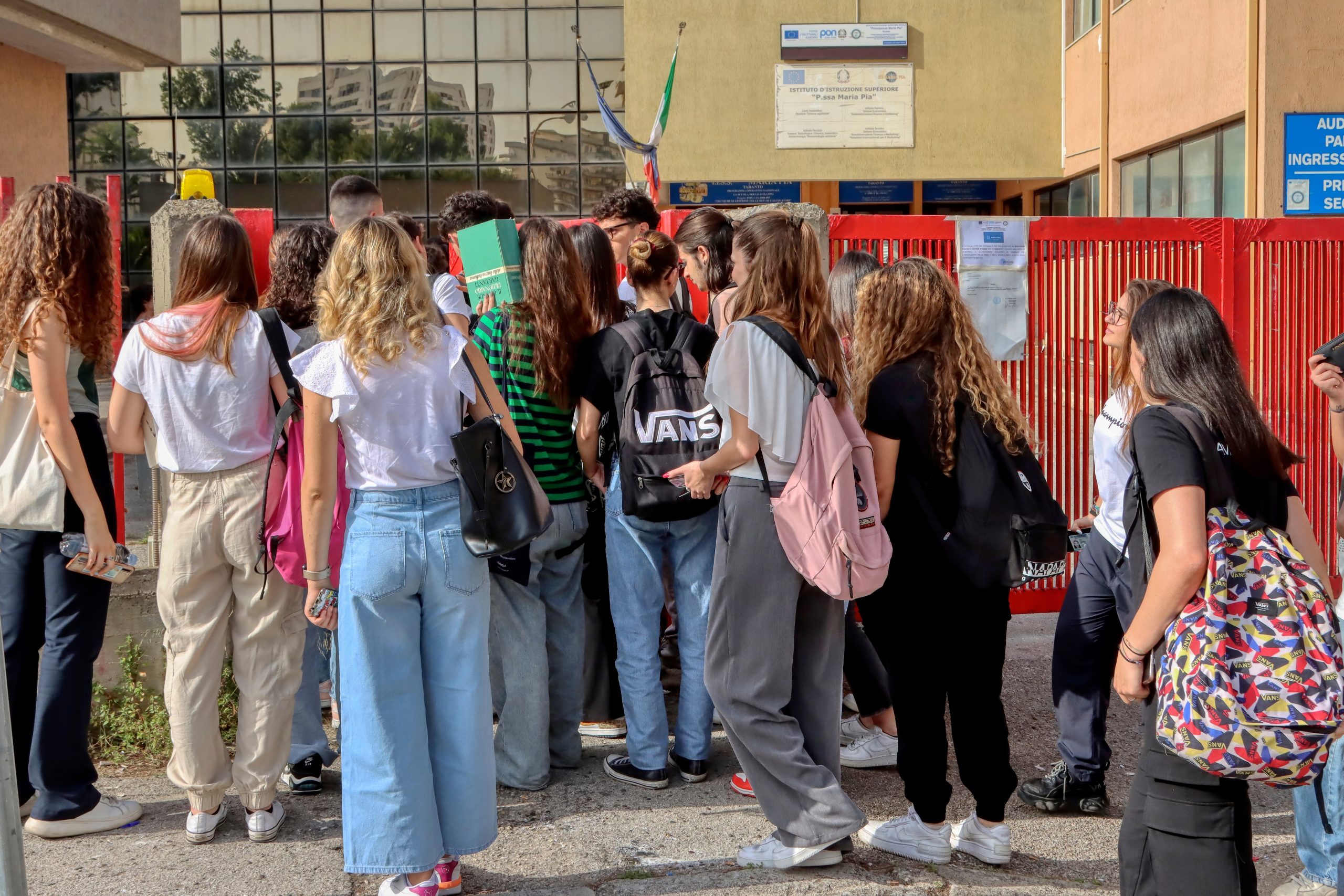 Liceo del made in Italy, giorni contrastati